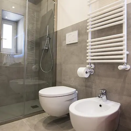 Apartamento Lucrezio Caro